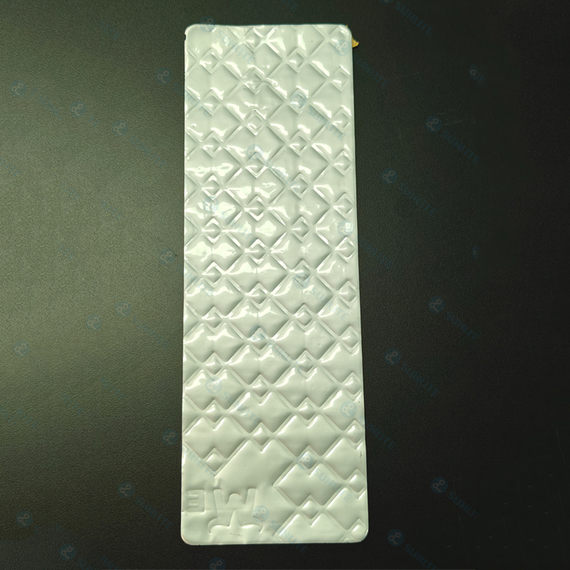 Lightweight Vibration-Damping Plate